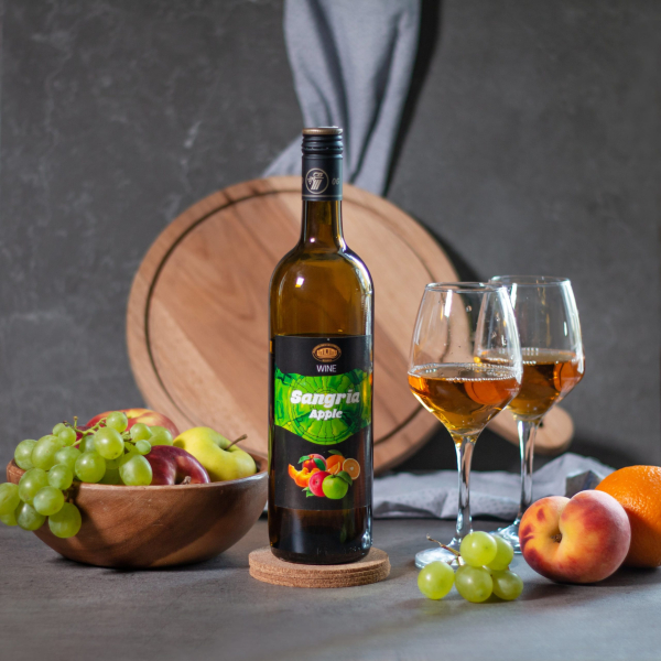 ВІНО ФРУКТОВА-ЯГАДНАЕ НАТУРАЛЬНАЕ СТАЛОВАЕ ПАЎСАЛОДКАЕ «САНГРЫЯ. ЯБЛЫЧНАЕ»