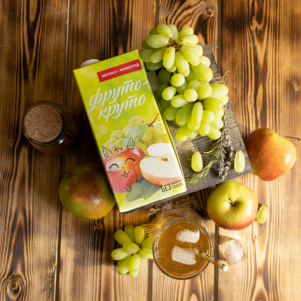 Apple-grape juice reconstituted for baby food