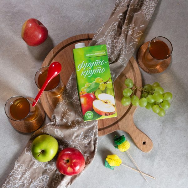 Apple-grape juice